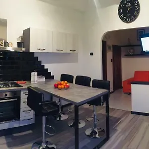 Appartamento Da Rita, Vicino H. Gaslini, S.martino,spiagge,stazione Ferroviaria, Free Wi-fi, Genova